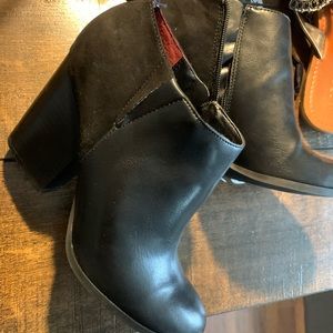 Tommy Hilfiger Black Booties